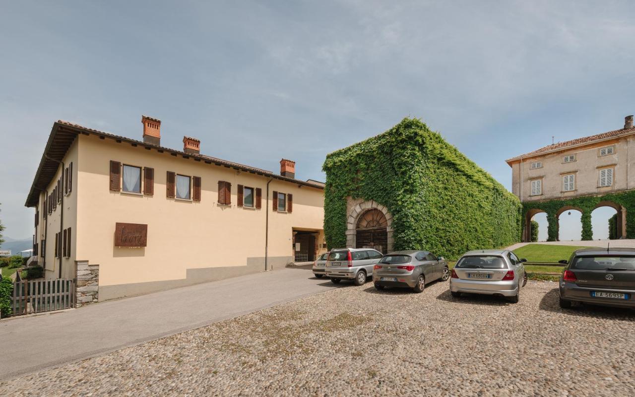 La Corte Di Lurago Lurago D'Erba Exterior photo